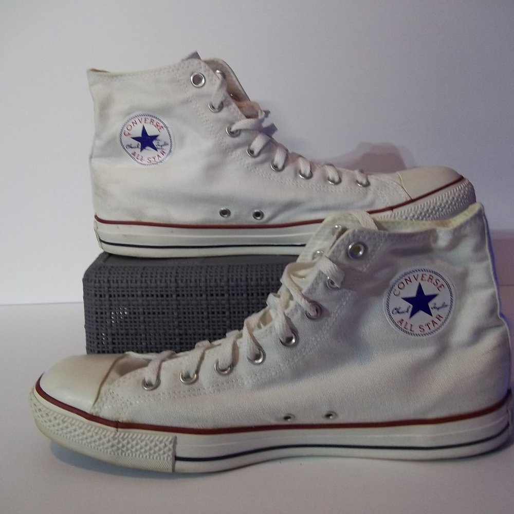 Converse Chuck Taylor All-Star High Top - White - Men size 12 - Original Box